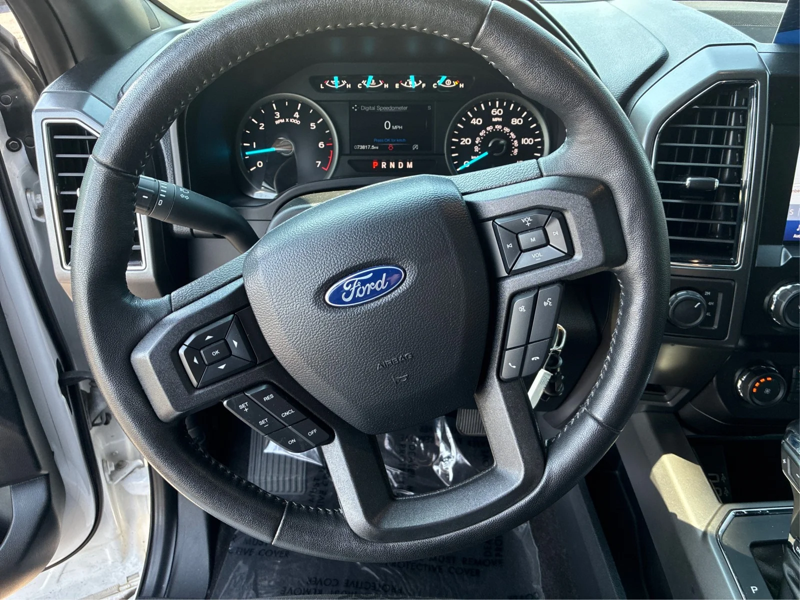 Used 2020 White Ford XLT image 15