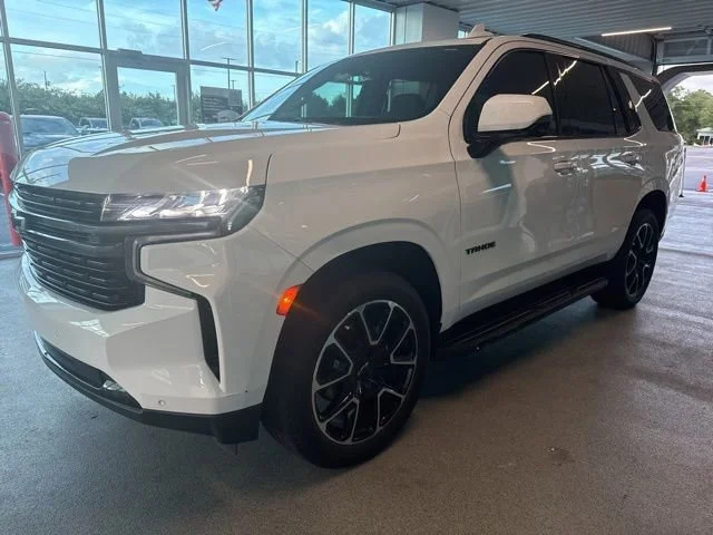 Used 2022 Summit White Chevrolet RST image 4