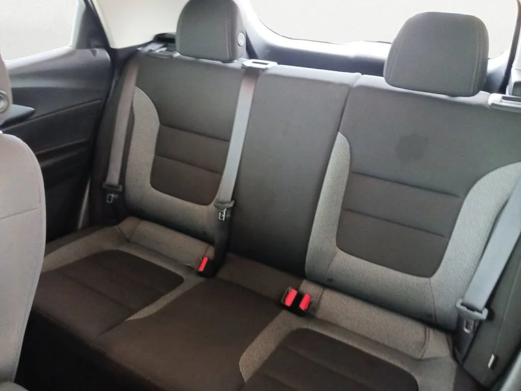 Used 2023 Summit White Chevrolet LT image 9