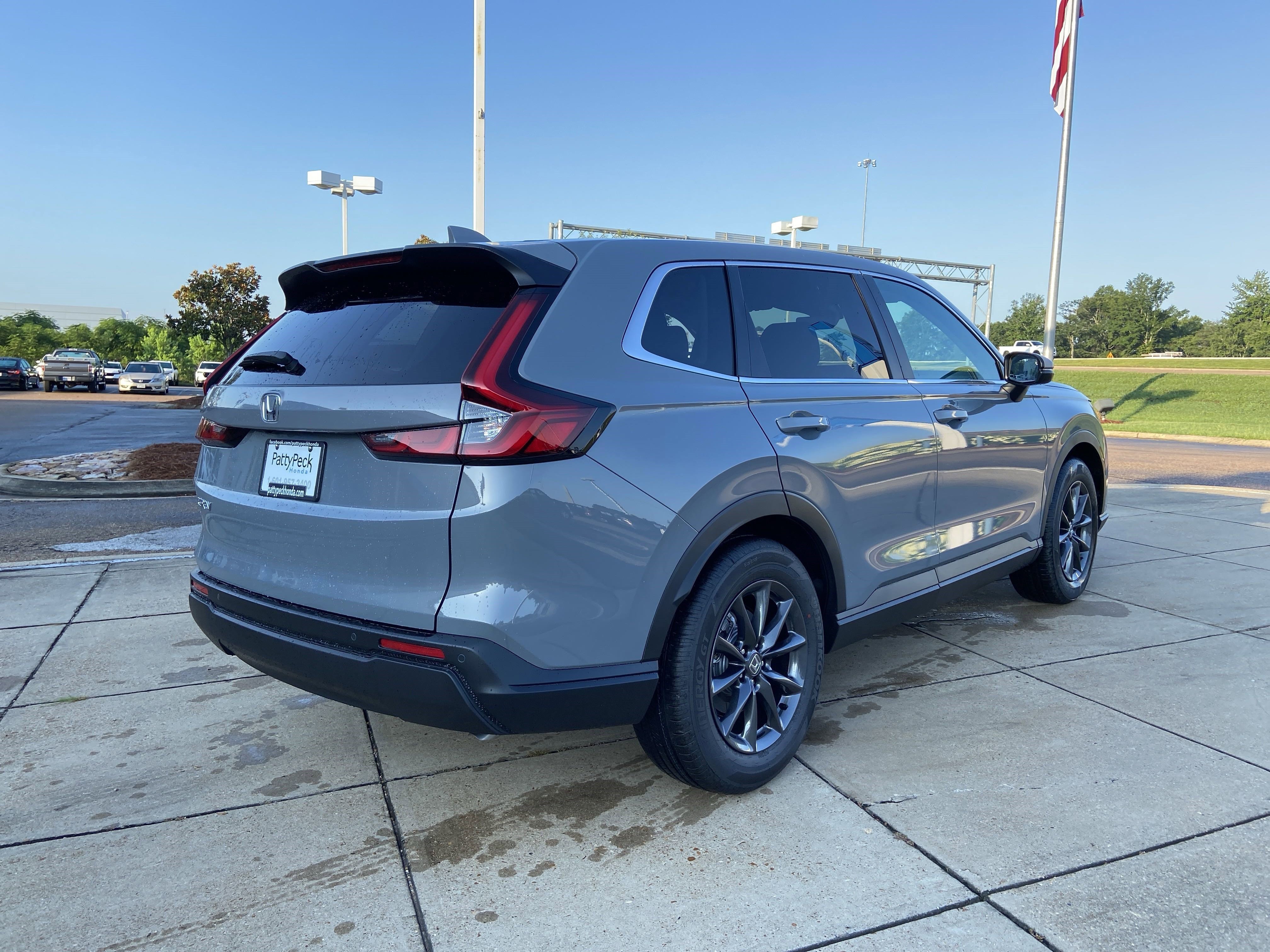 New 2026 Urban Gray Pearl Honda EX-L image 10