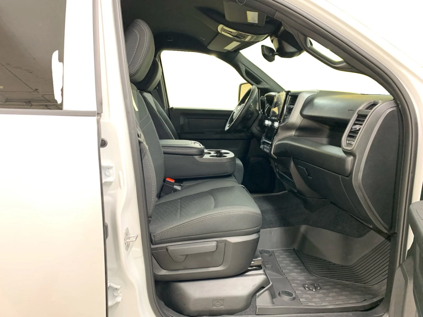 New 2026 Bright White Ram Tradesman image 17