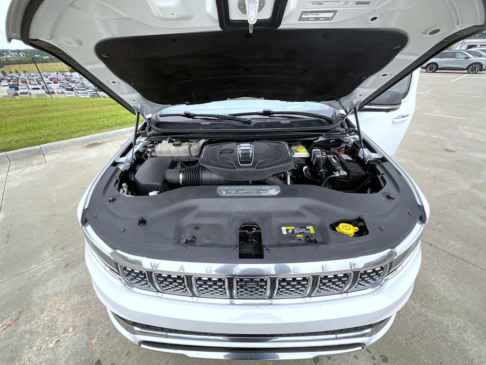 Used 2023 White Jeep Series II image 26