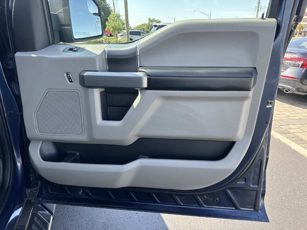 Used 2017 Blue Ford XLT image 13