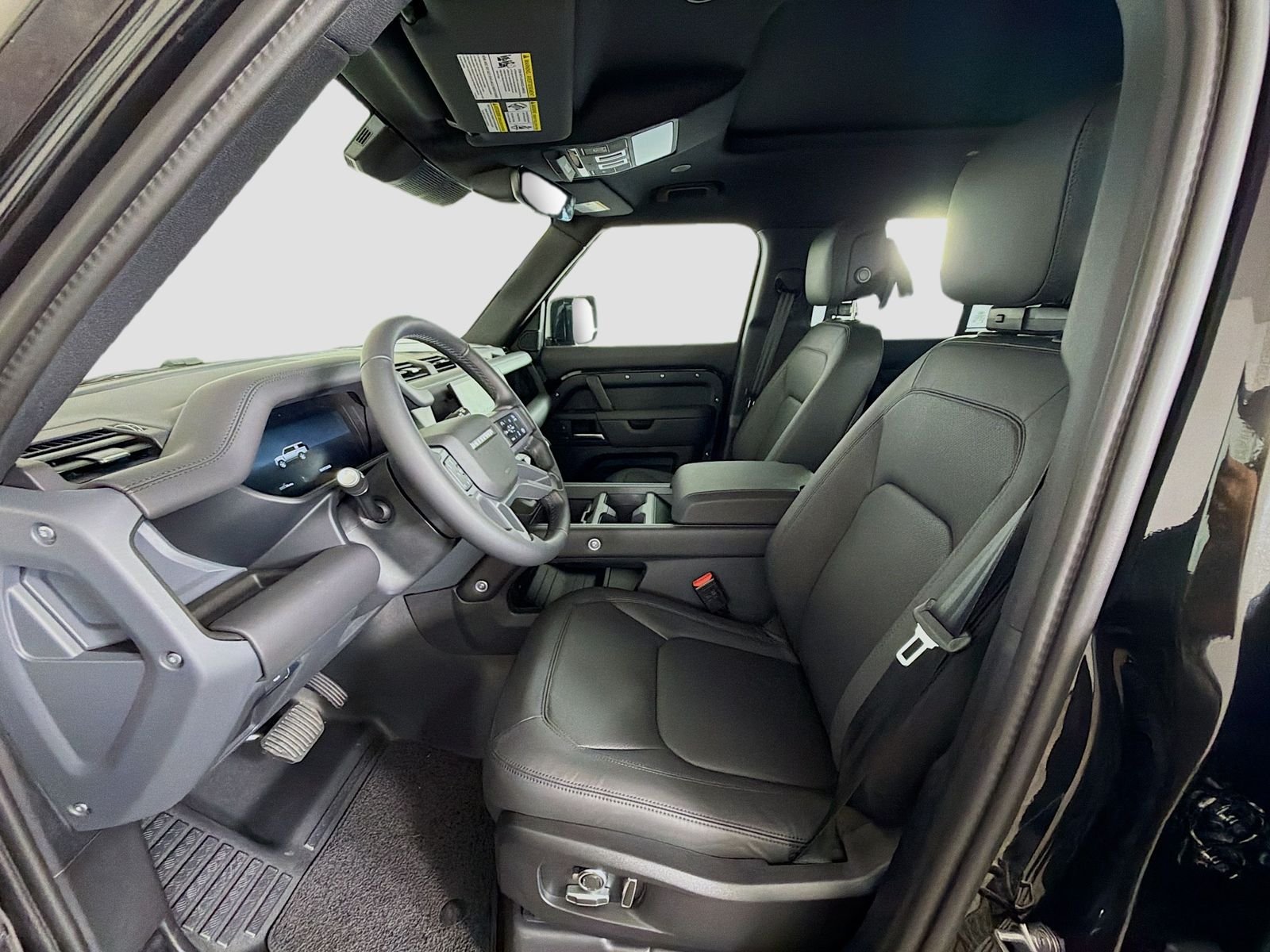 New 2026 Santorini Black Land Rover S image 23