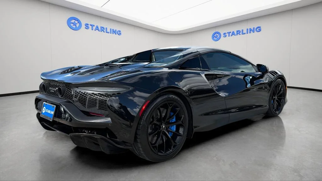 Used 2026  McLaren Spider image 8