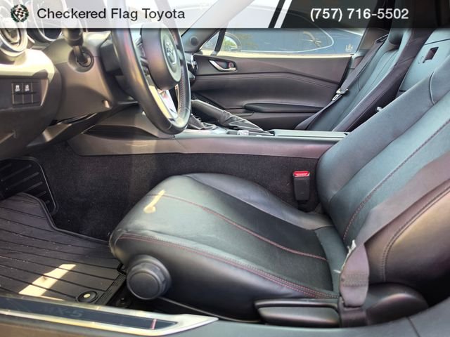 Used 2019 Jet Black Mica Mazda Grand Touring image 8