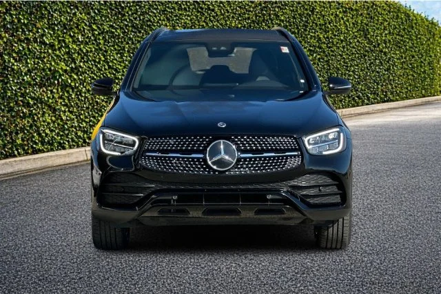 Used 2022 Black Mercedes-Benz GLC 300 image 9