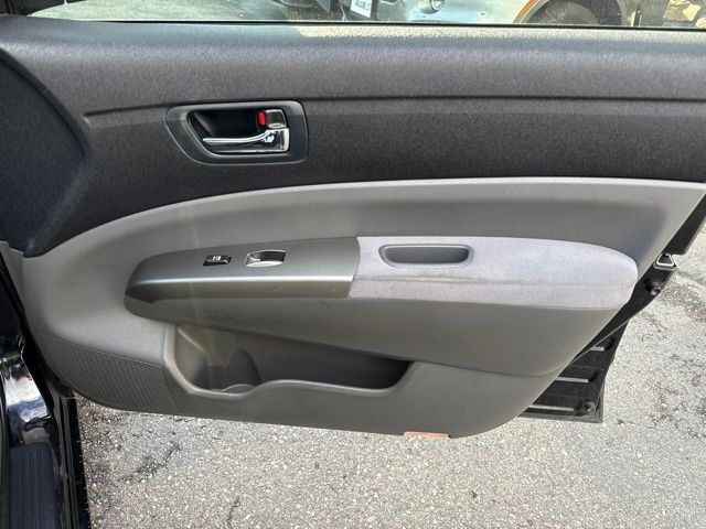 Used 2007  Toyota Base image 12