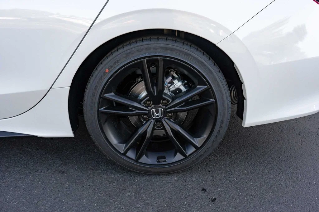 New 2026 Platinum White Pearl Honda  image 10