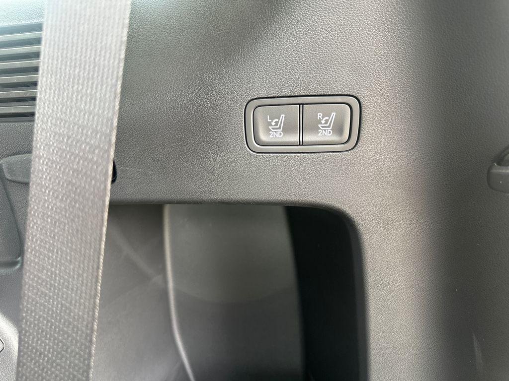 2026 Hyundai Santa Fe SE - Photo 26