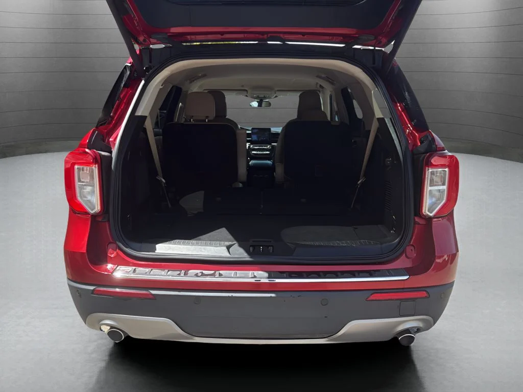 Used 2021 Red Ford Limited image 28