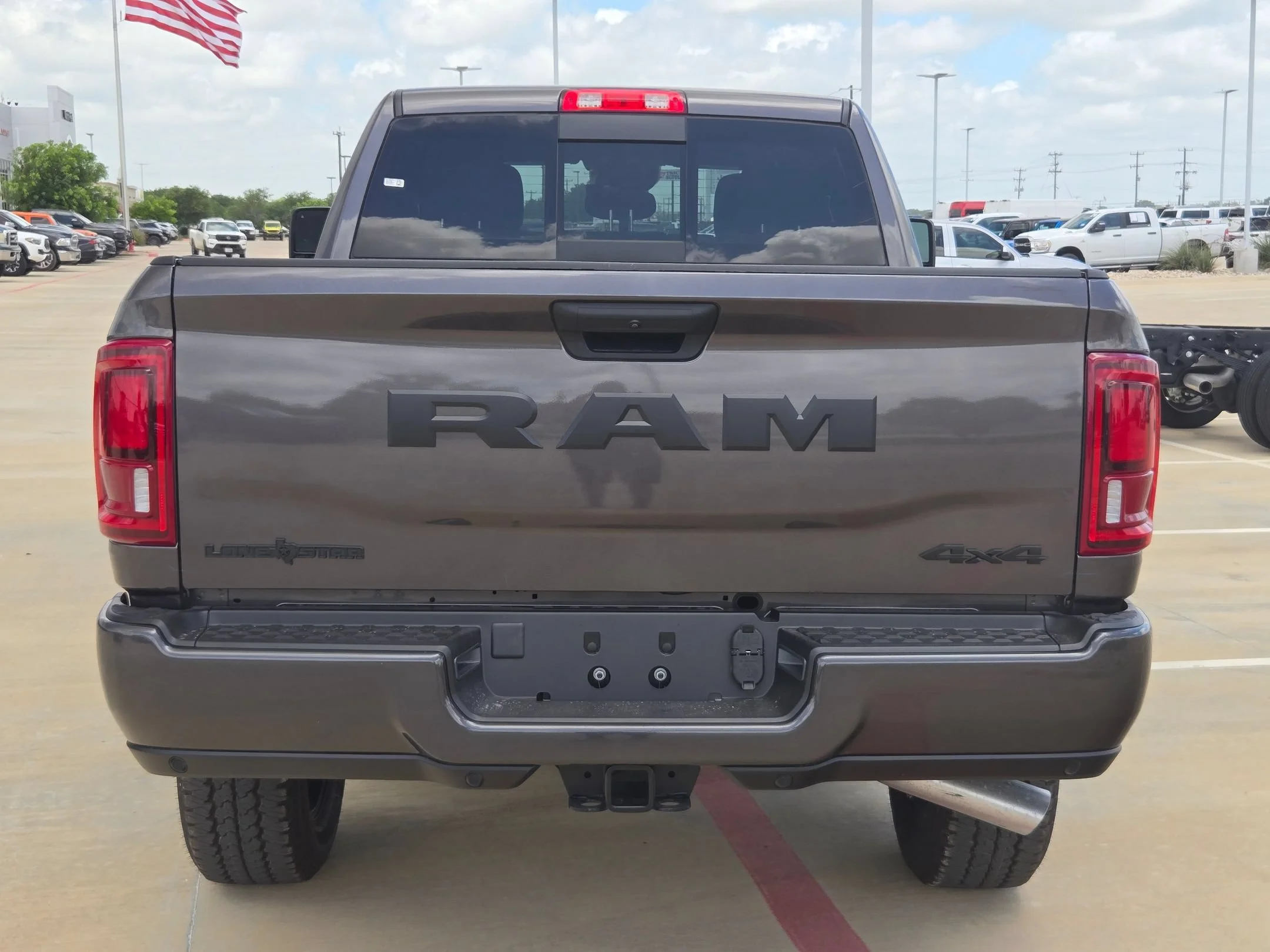 New 2026 Granite Crystal Metallic Clearcoat RAM Big Horn image 4