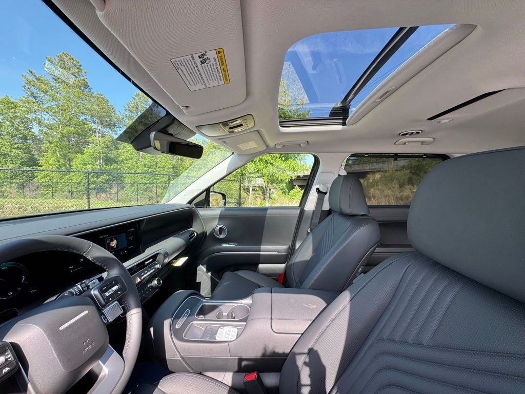Used 2026 Green Hyundai Blue SEL Premium image 18