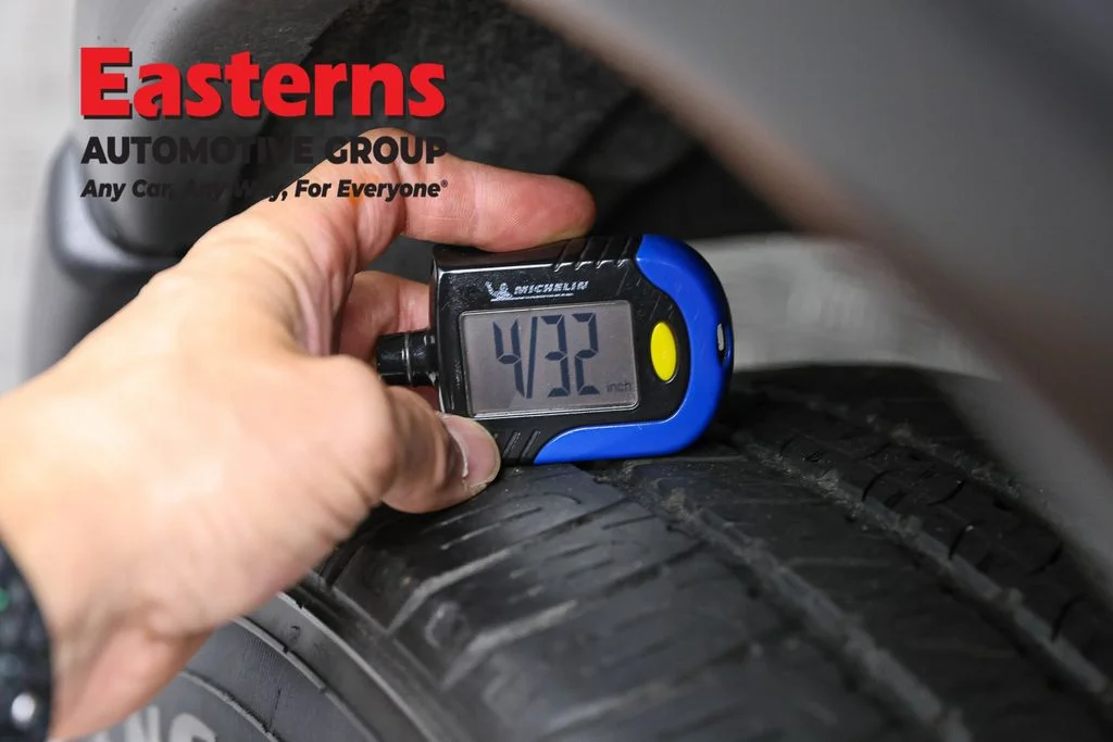 Used 2023 Gray Nissan SV image 29