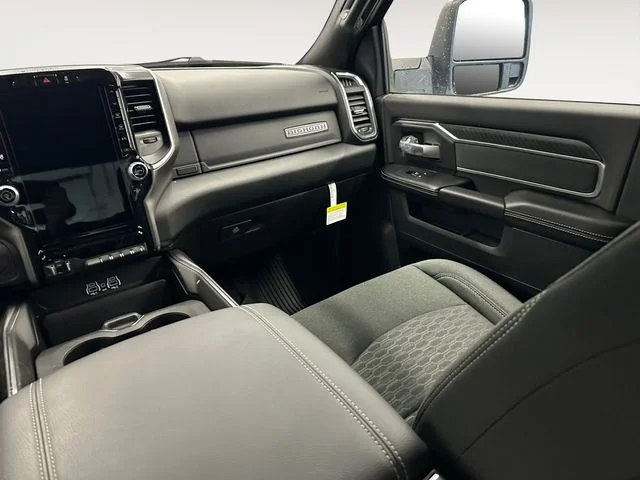 2026 RAM 2500 Big Horn - Photo 11