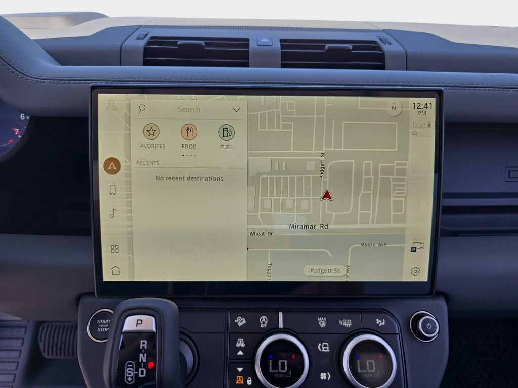 New 2026 Carpathian Grey Land Rover X-Dynamic SE image 23