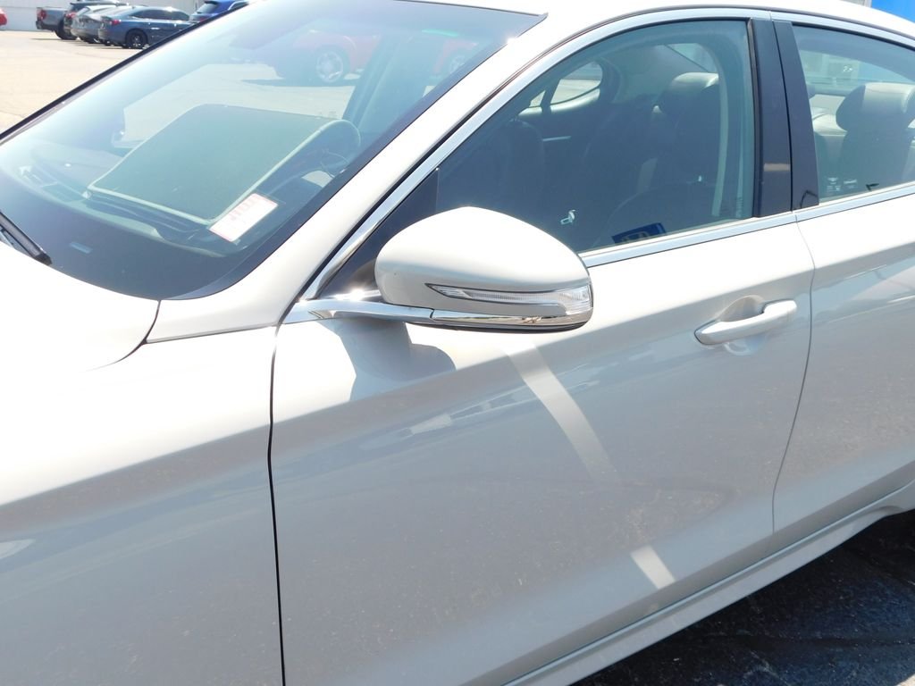 Used 2025 Gray Genesis 2.5T image 11
