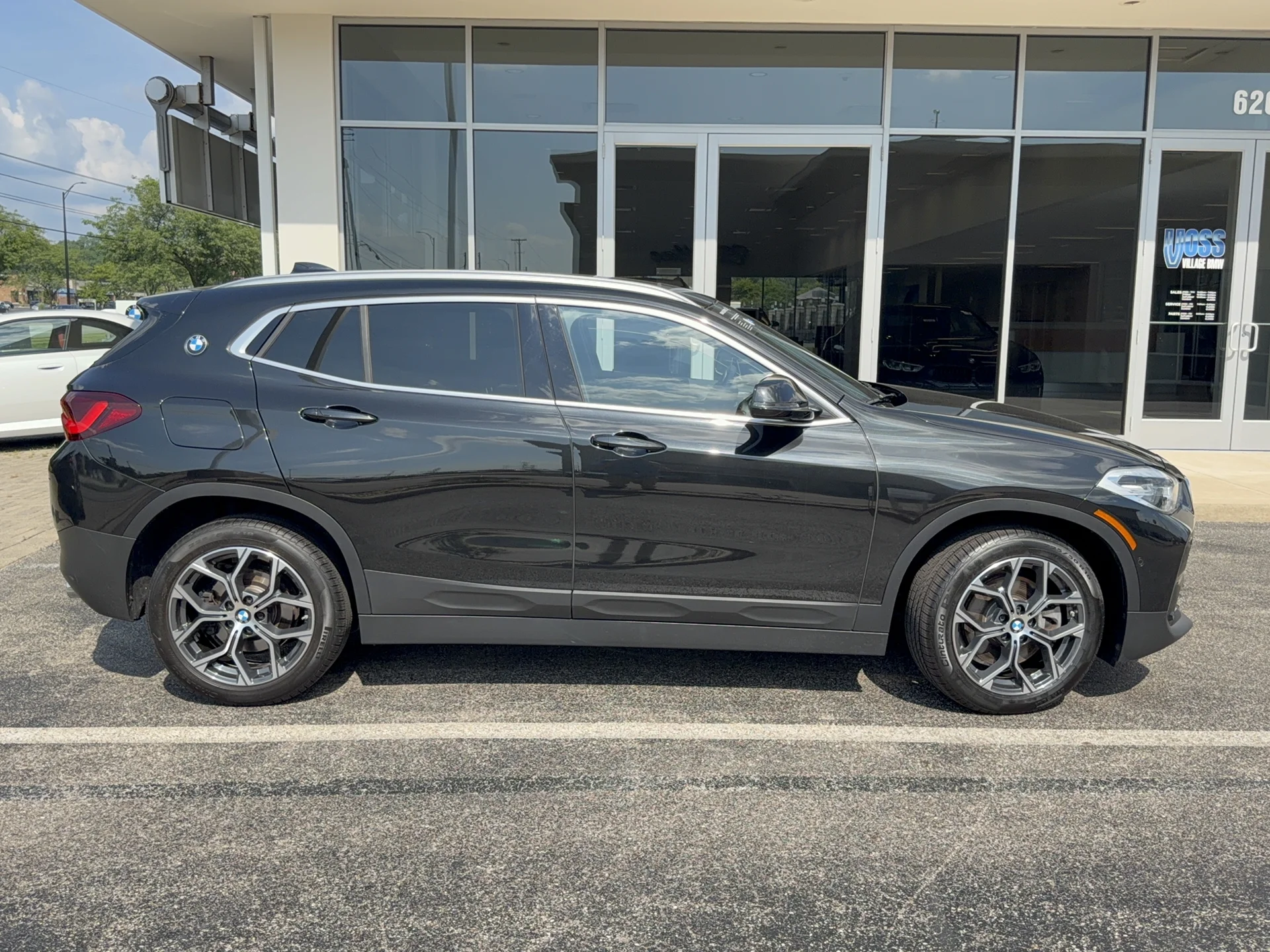 Certified Used 2023 Black Sapphire Metallic BMW xDrive28i image 2