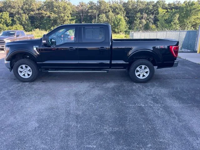 Used 2023 Black Metallic Ford XLT image 5