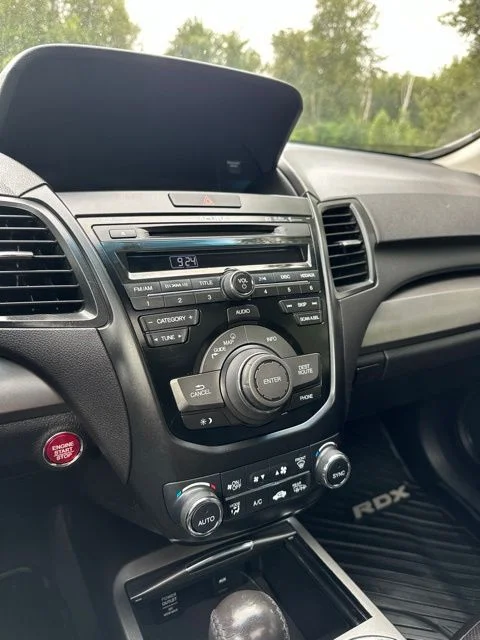 Used 2013 Graphite Luster Metallic Acura Technology Package image 36