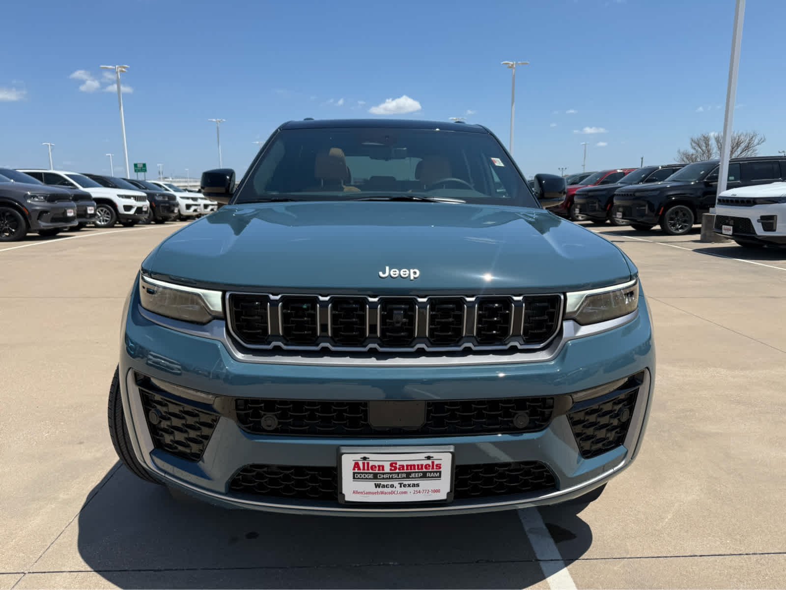 New 2026 Steel Blue Exterior Paint Jeep Summit image 3
