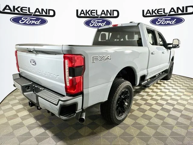 New 2027 Gray Ford Lariat image 3