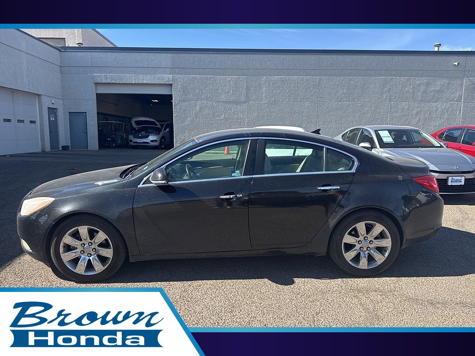 2012 Buick Regal Premium 2