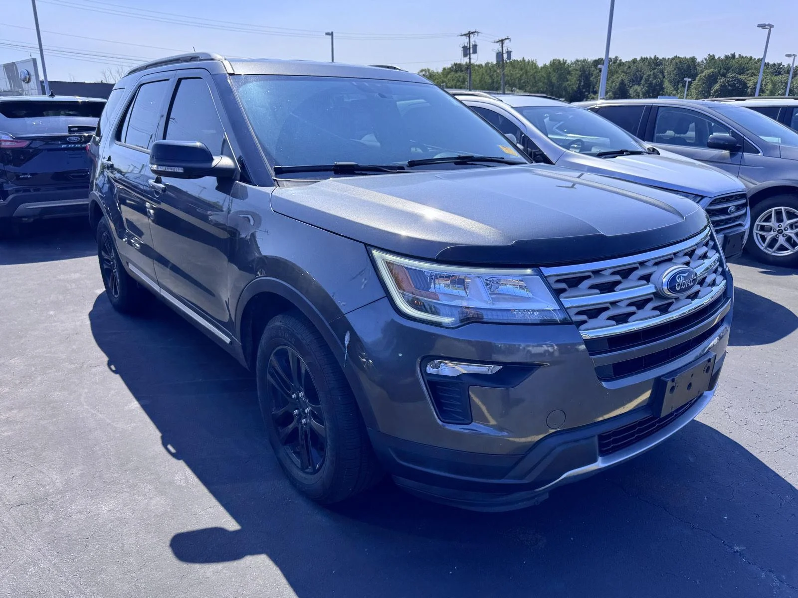 Used 2018 Magnetic Ford XLT image 3