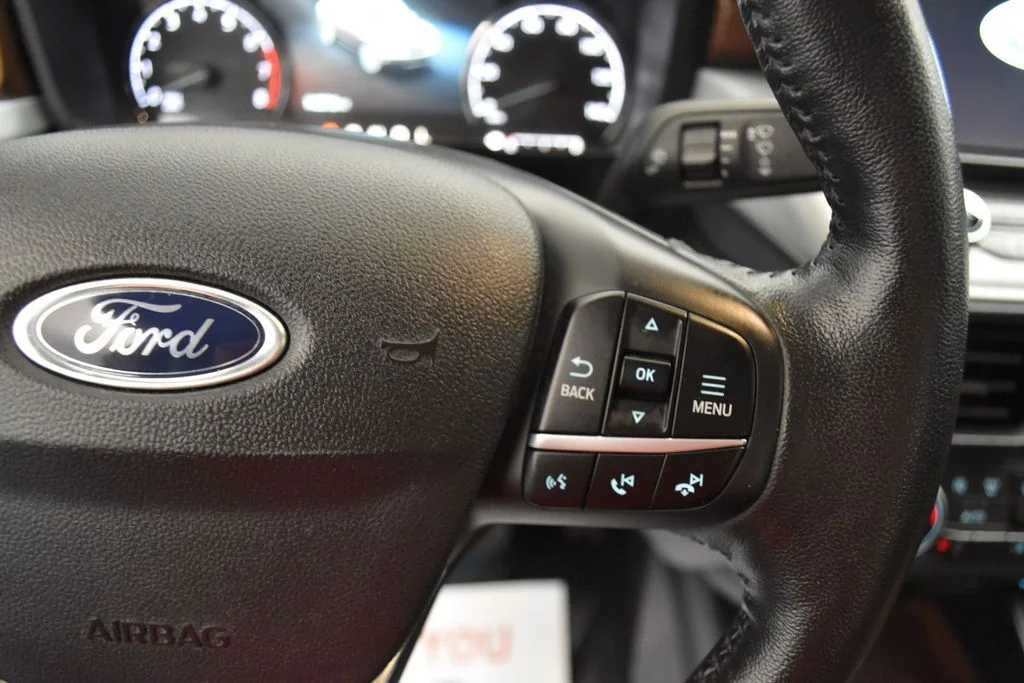 Used 2022 Blue Ford Lariat image 8