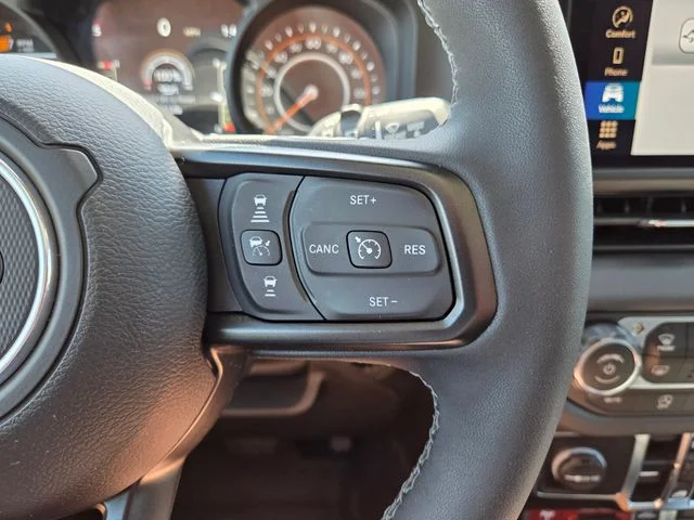 Certified Used 2025 Black Jeep Rubicon image 30