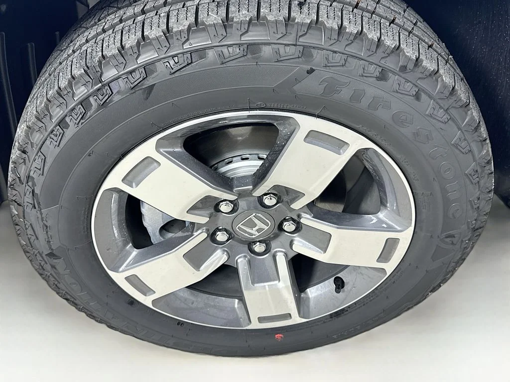 New 2026 Platinum White Pearl Honda RTL image 14