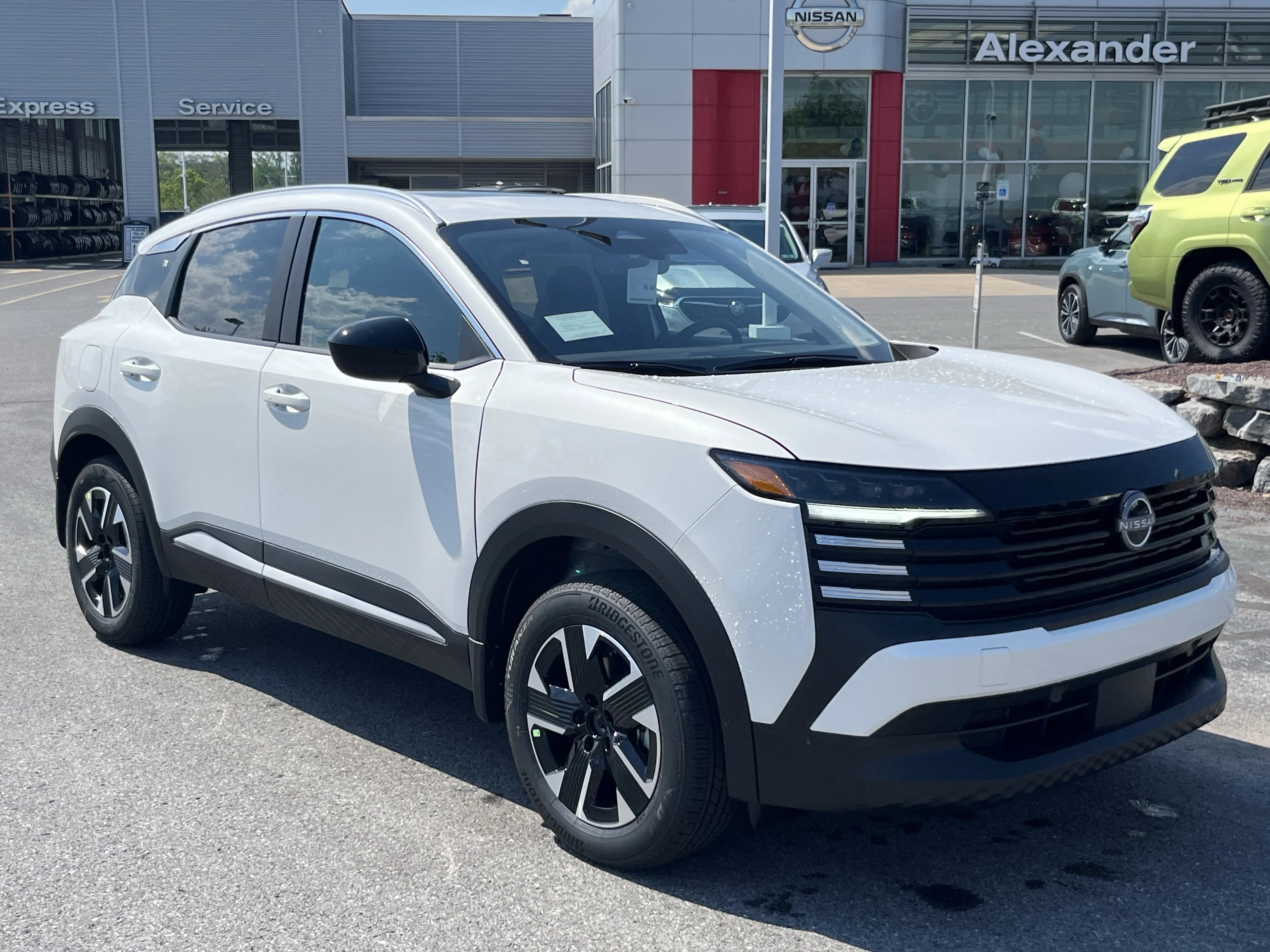 2026 Nissan Kicks's photo