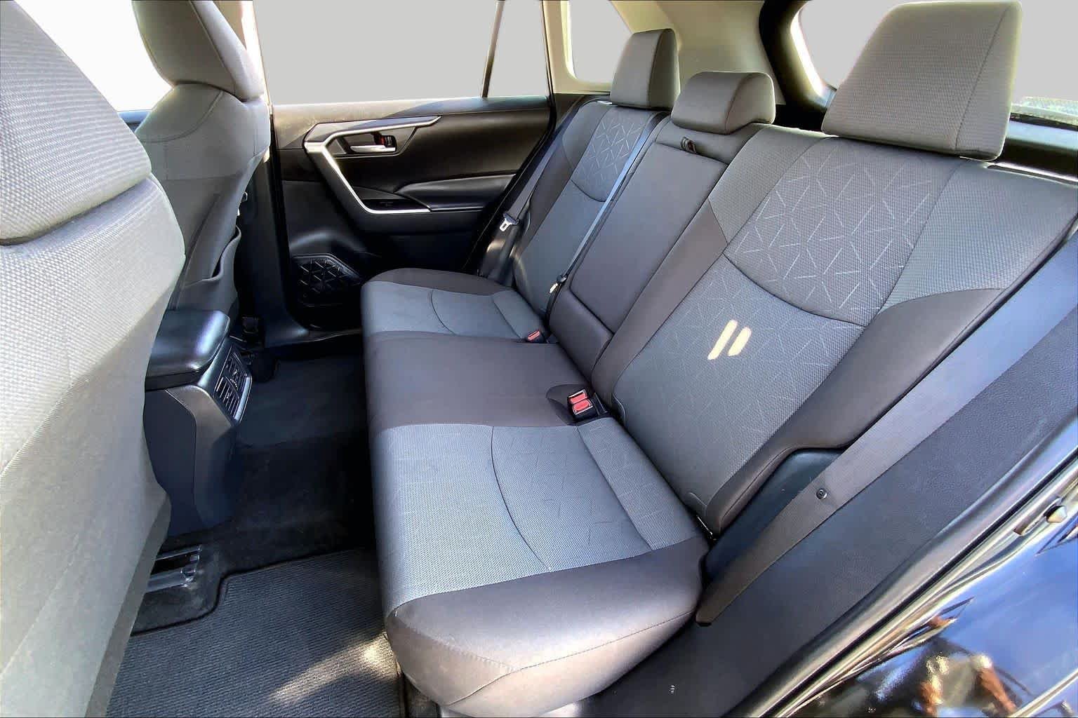 Used 2025 Midnight Black Metallic Toyota XLE image 20