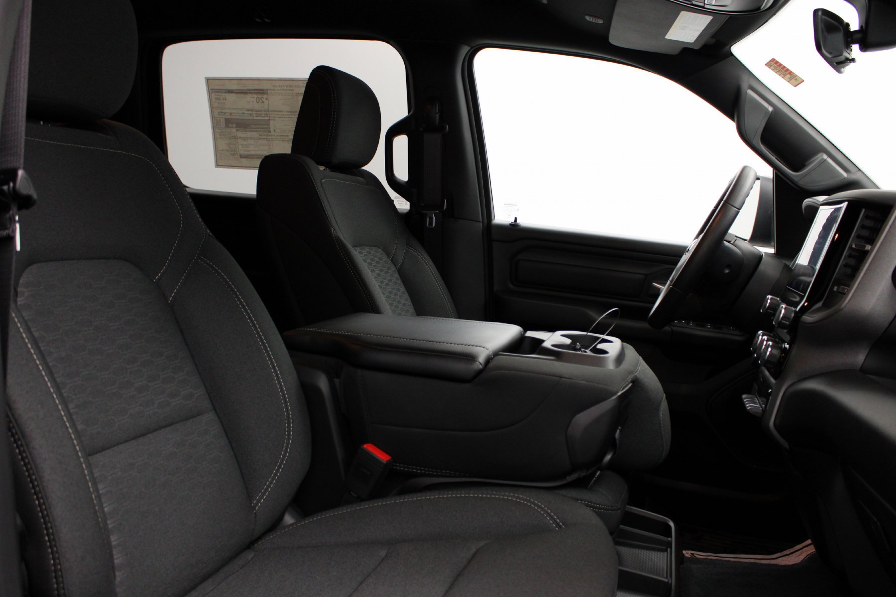 2026 RAM 1500 Warlock - Photo 25