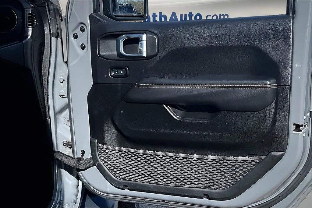 Used 2023 Gray Jeep Sahara 4xe image 31