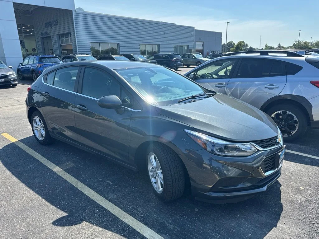 Used 2018 Gray Chevrolet LT image 4