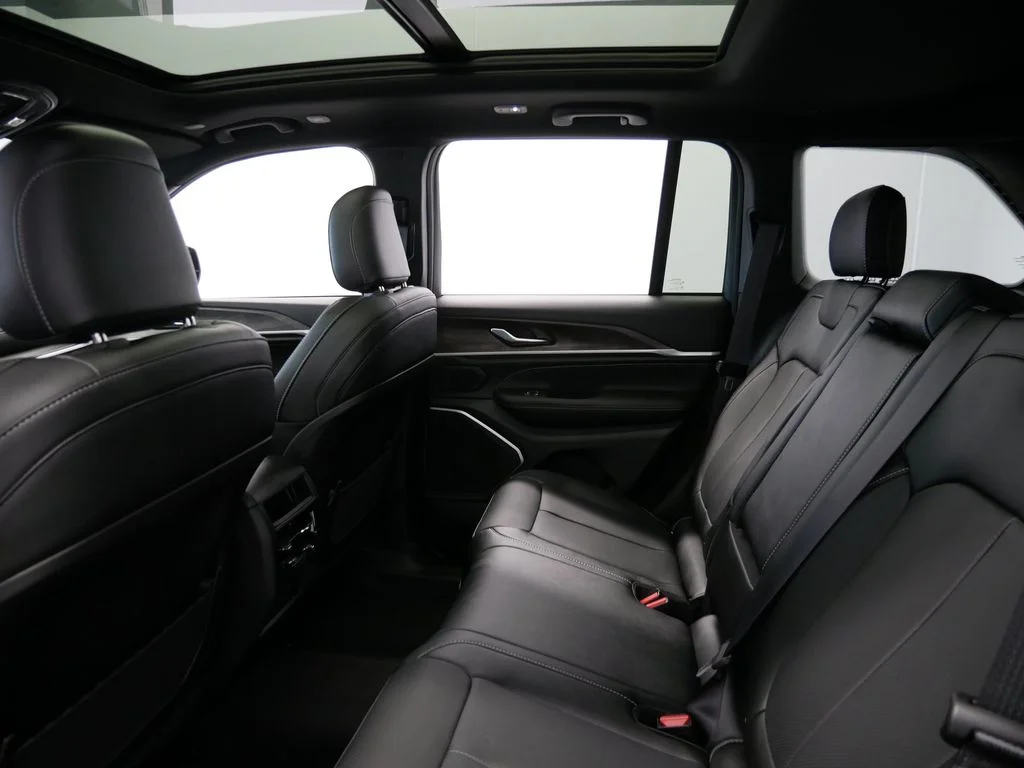 New 2026 Baltic Gray Metallic Clearcoat Jeep Limited Reserve image 14