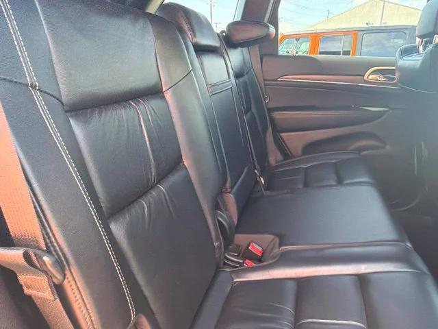 Used 2015 Billet Silver Metallic Clearcoat Jeep Limited image 13
