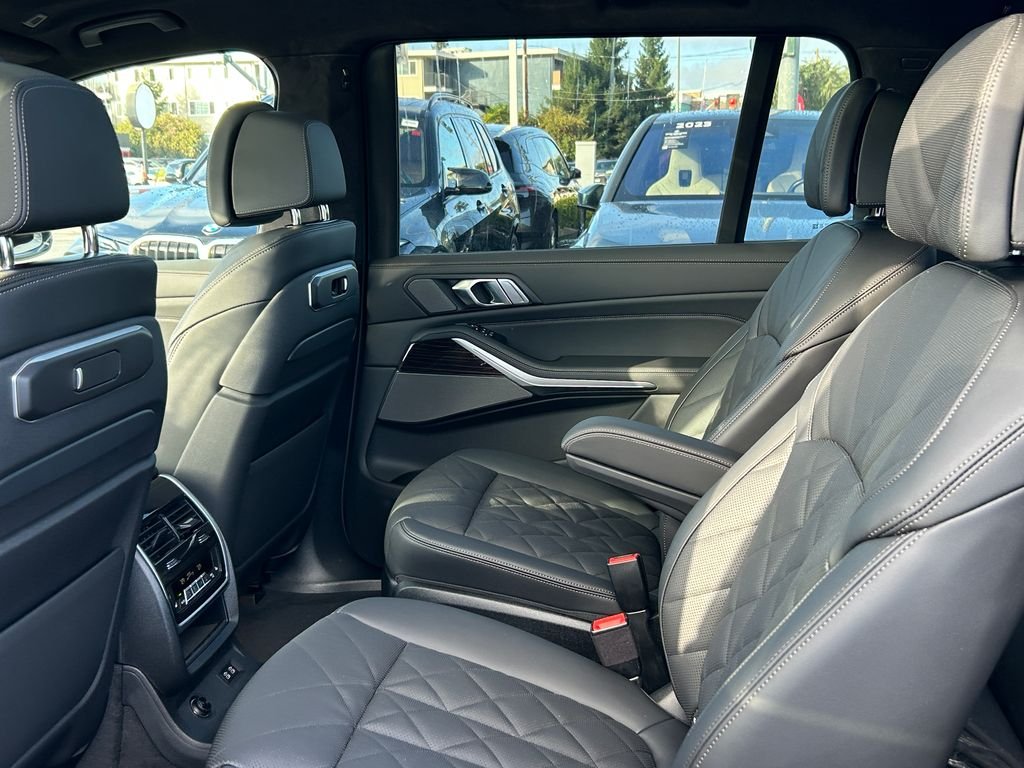 New 2027 Dravit Grey Metallic BMW xDrive40i image 30