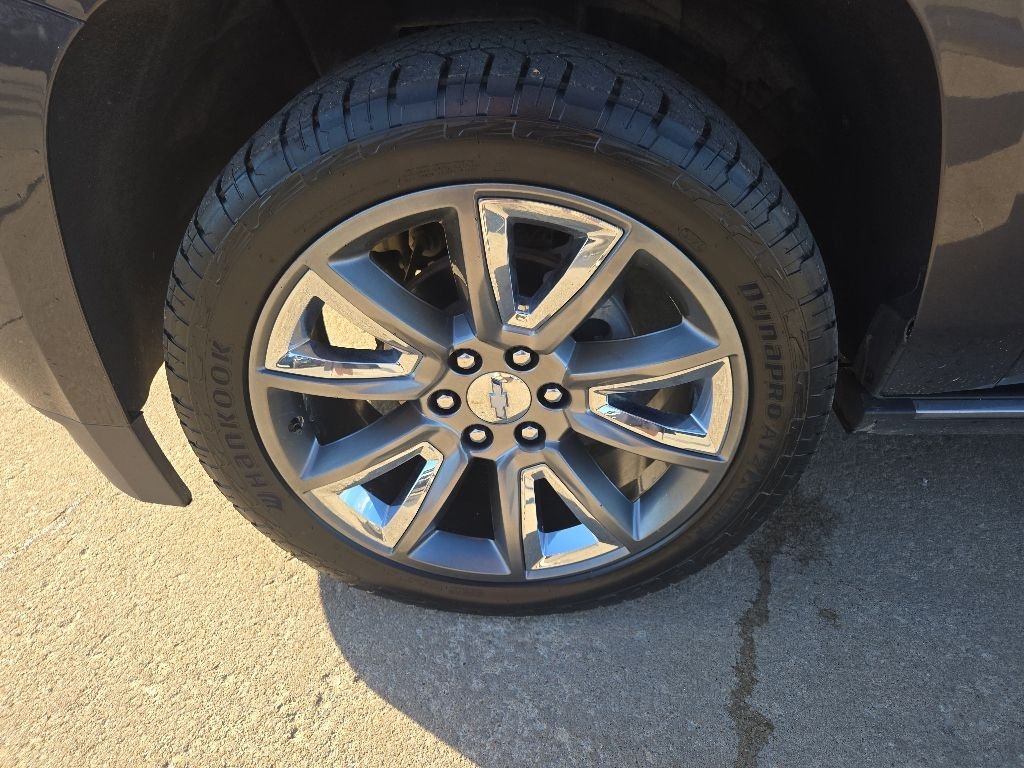 Used 2018 Gray Chevrolet Premier image 25