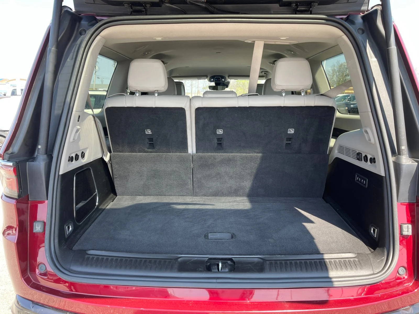 Used 2024 Red Jeep Series III image 18