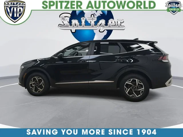 Used 2023 Black Kia LX image 7