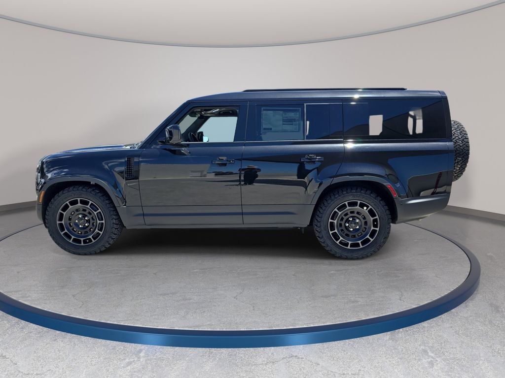 New 2026 Santorini Black Land Rover S image 8