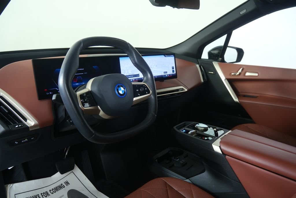 Certified Used 2024 Black Sapphire Metallic BMW xDrive50 image 12