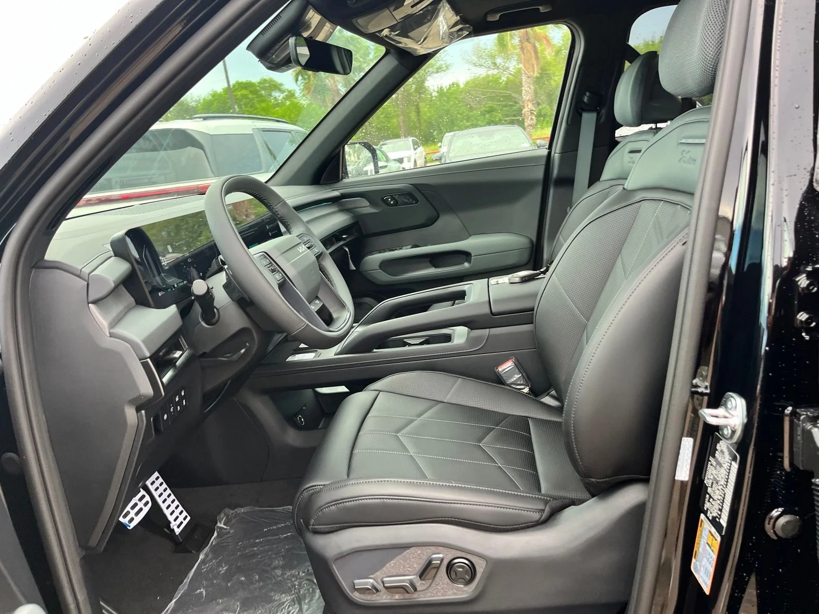 New 2027 Black Kia X-Line SX image 15