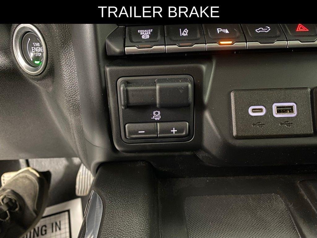 Used 2022 Summit White GMC AT4 image 7