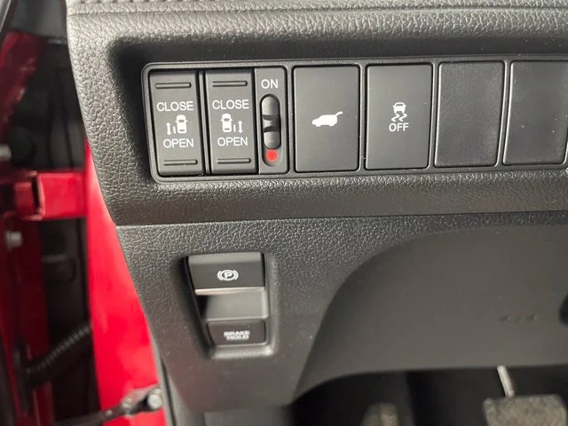 Used 2025 Red Honda Sport-L image 36
