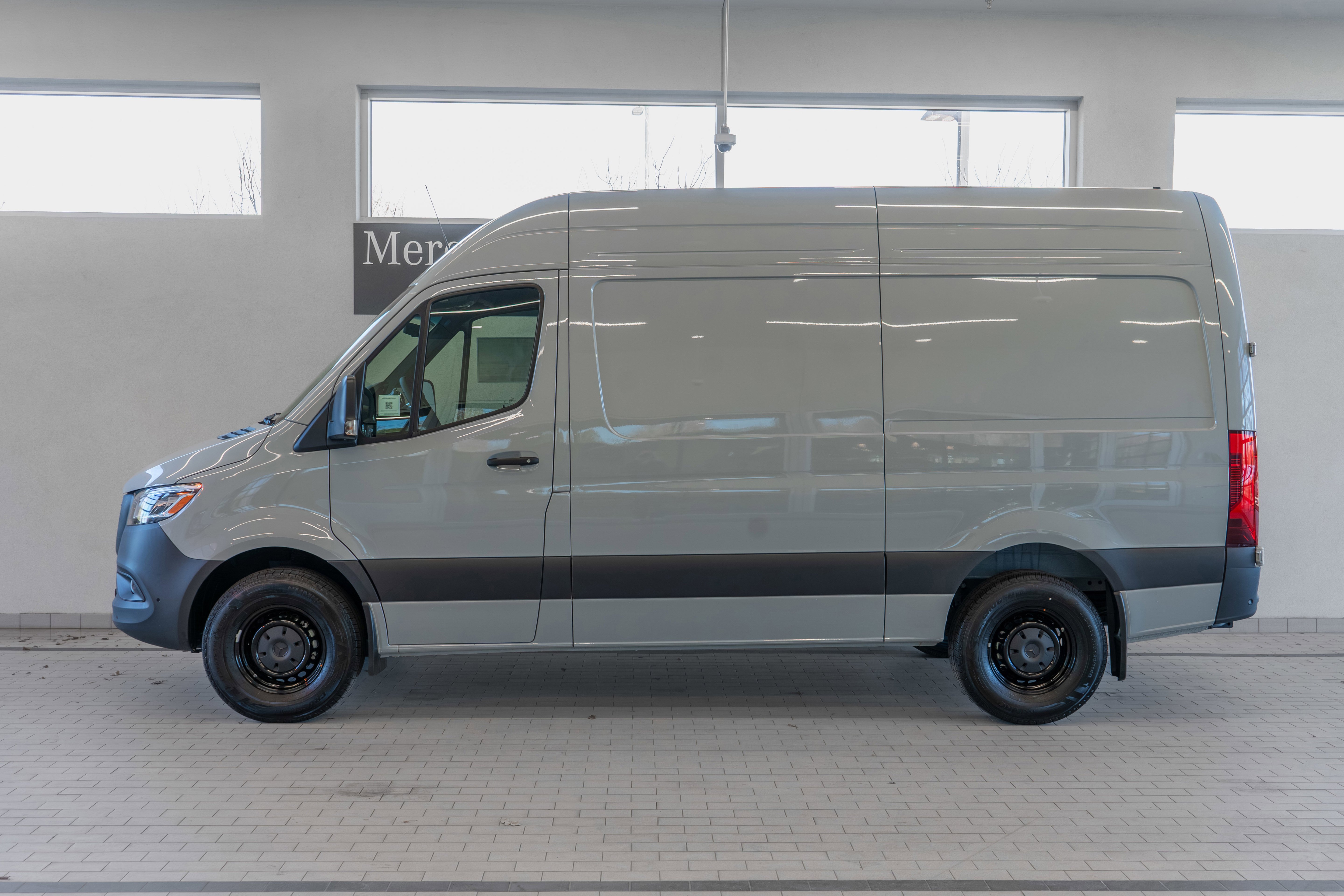 2025 Mercedes-Benz Sprinter Cargo Van Base - Photo 36
