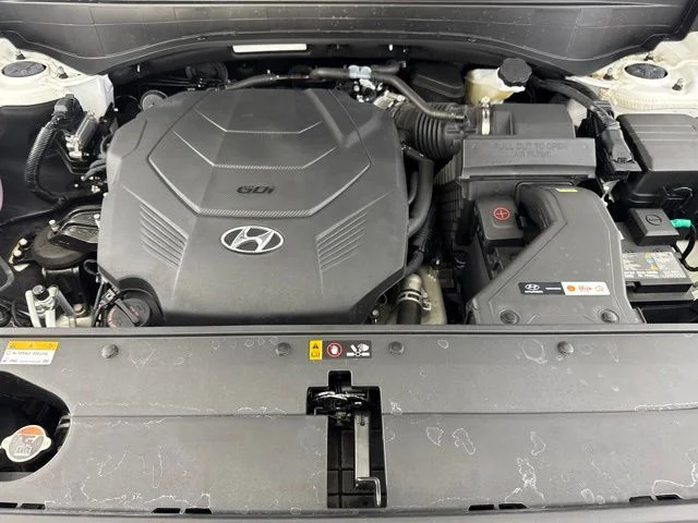 Used 2025 White Hyundai XRT image 21
