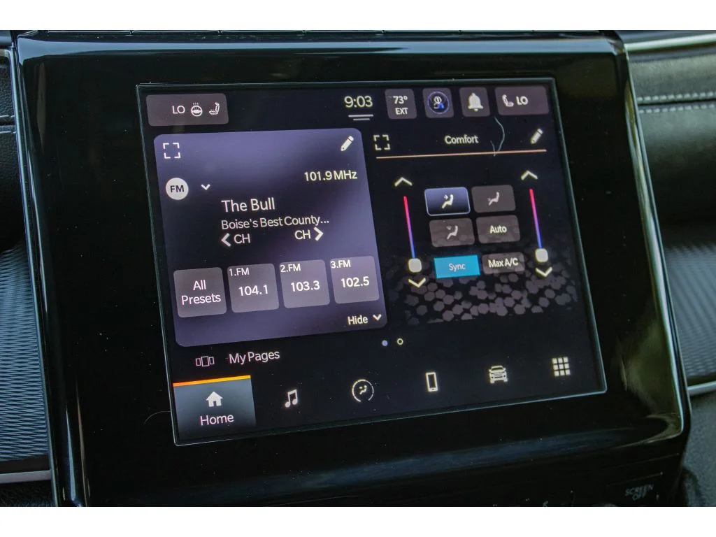 Used 2024 Baltic Gray Metallic Clearcoat Jeep Laredo X image 42
